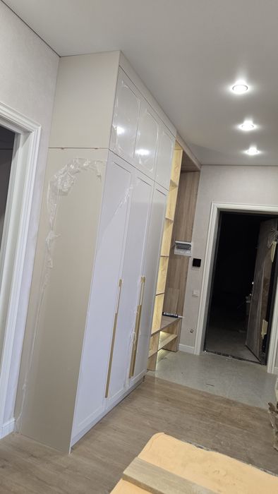 Ремонт квартир под ключ. Кафель двери, обои, ламинат и электрика