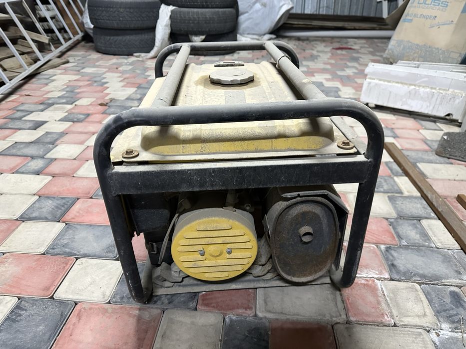 Бензиновый генератор PIT 3500