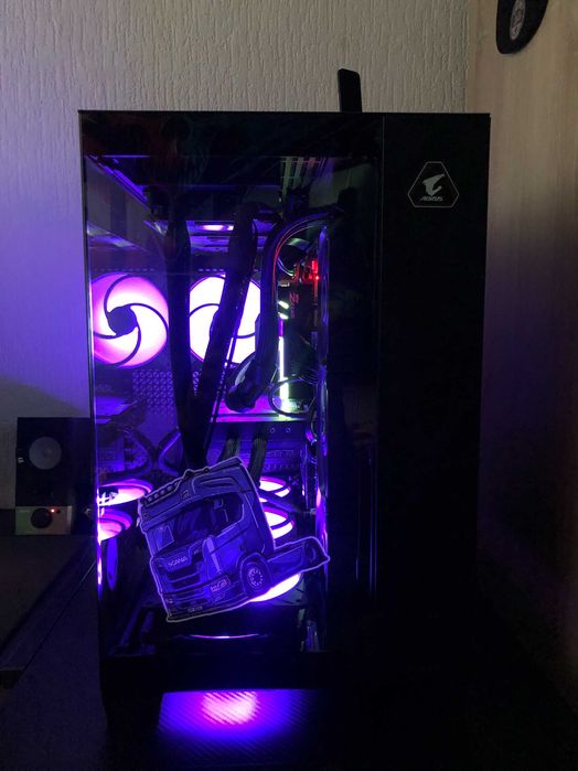 4K PC за стабилен гейминг - RTX 4090, 64GB RAM + 4к Монитор (240Hz)