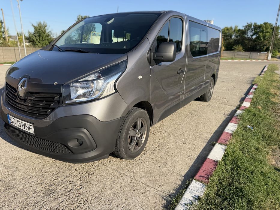 Renault Trafic 6 locuri