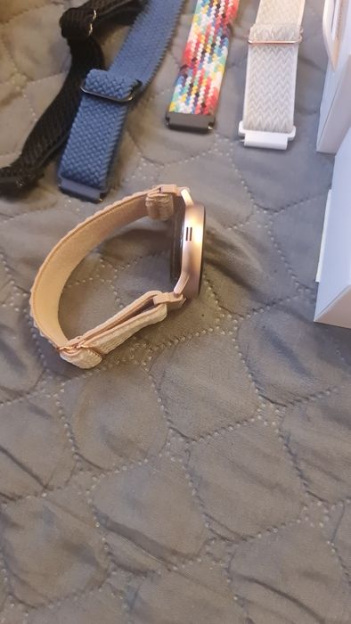 Смарт часовник Samsung active 2