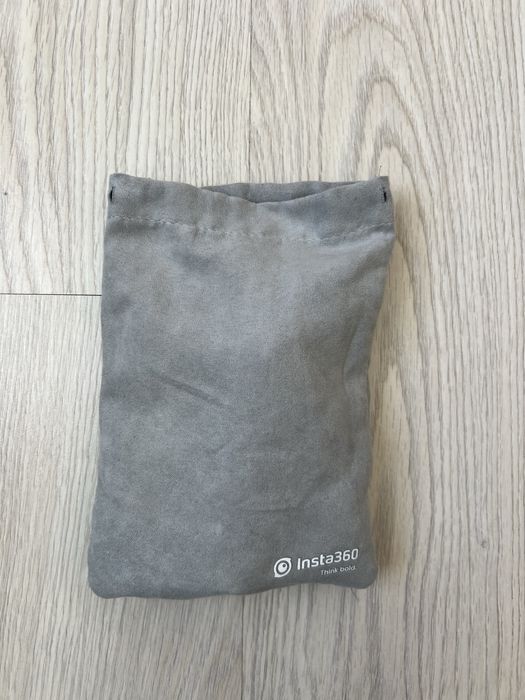 Продам стабилизатор Insta360 flow