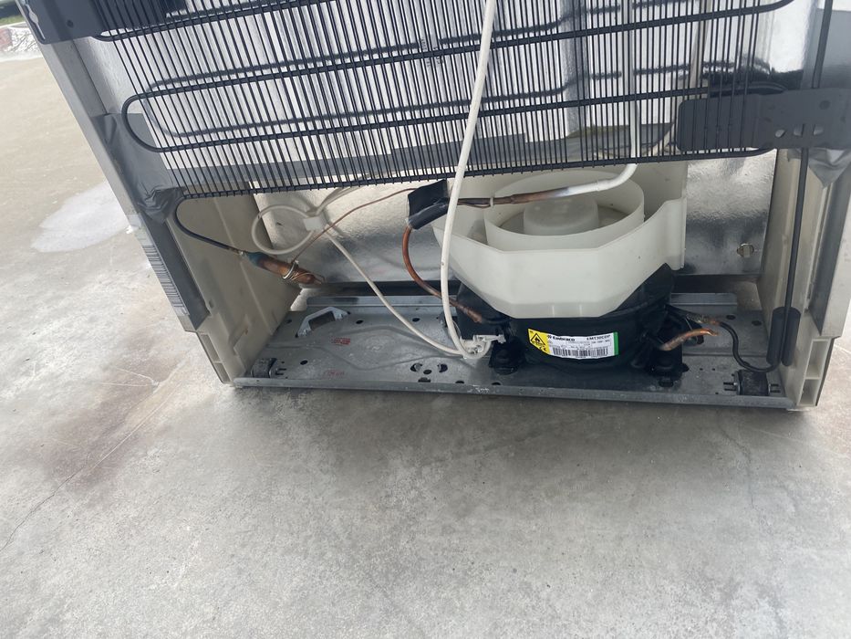 Професионален Хладилник за вино Miele 185 см