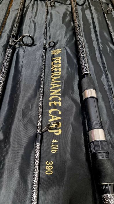 SET 4 Lansete Crap 3.90 4.0Lbs din 3 Tronsoane + 4 Mulinete FL EFB6000