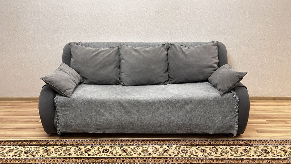 Продается Диван и кресла после реставрации