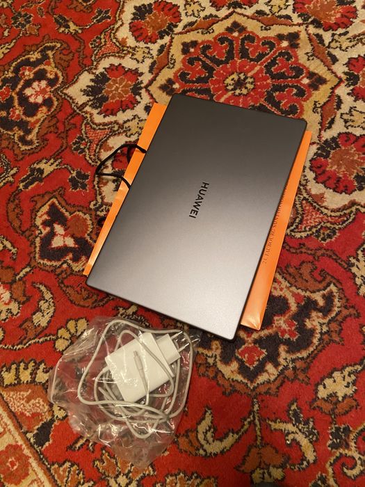 Новый поч Huawei Core i5, 1155G7 SSD