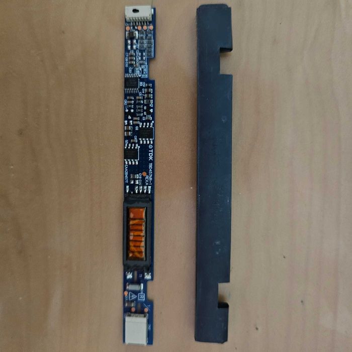 dezmembrez laptop HP compaq 6830s