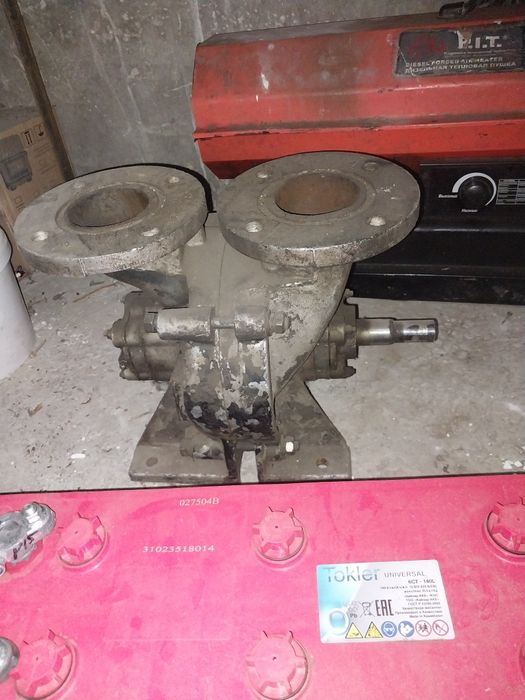 Насос помпа для водавоза