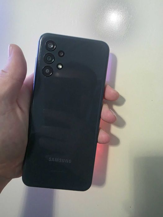 Samsung A13  64 GB.   dual sim