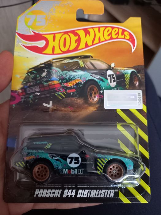 Porsche 944 Dirtmeister - Hot Wheels RLC - количка 1/64