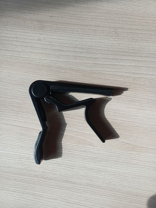 Гитара в хорошем состоянии