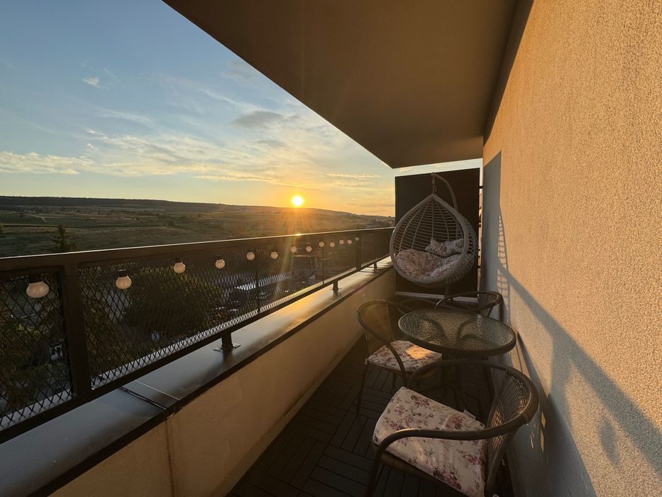 Închiriez apartament 2 camere 50mp, recent renovat | Iris - Fânețe | Balcon 16mp | AC | Parcare în subteran opțională