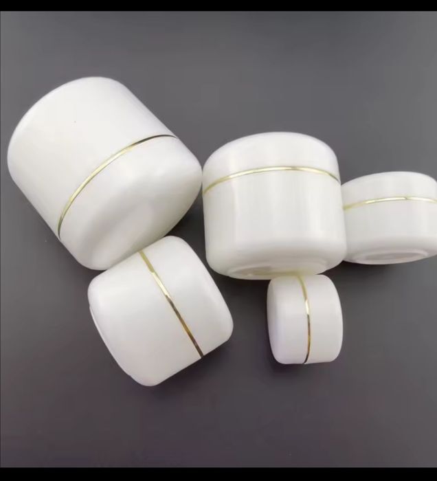 Cutie plastic de 50 si 250 de mg
