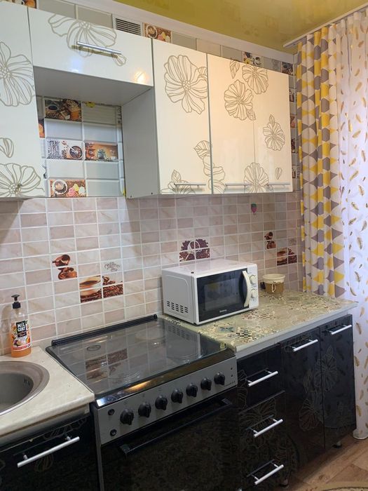 Сдается 2х комнатная на 2 этаже