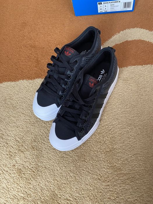 Дамски кецове Adidas Nizza Platform