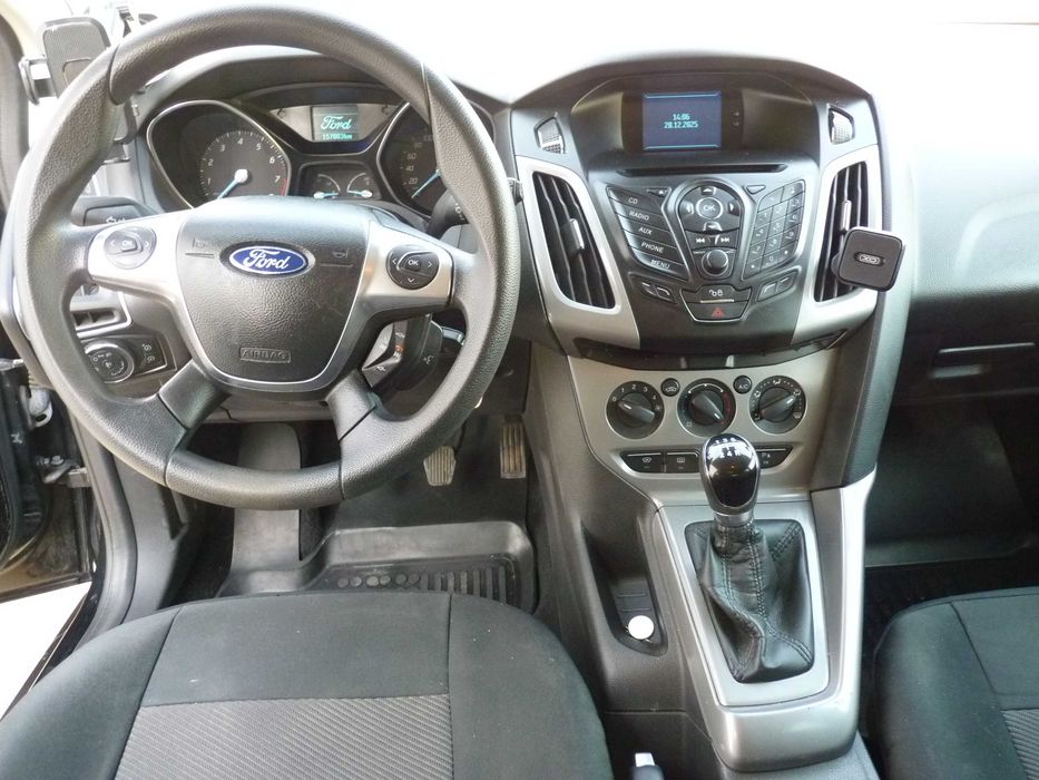 Ford Focus 1.6 TI-VCT Champions Edition,MK3,105 CP,Combi,benzina.