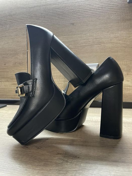 Обувки черни дамски