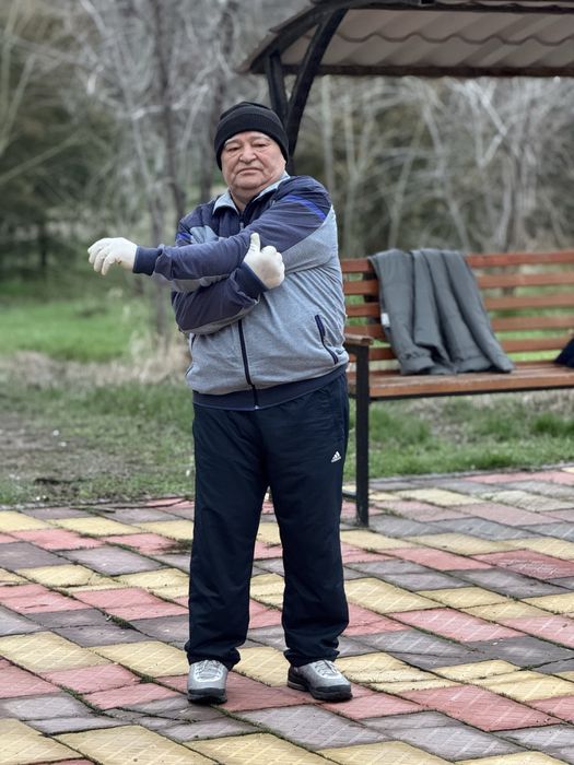 Стол письменный белый