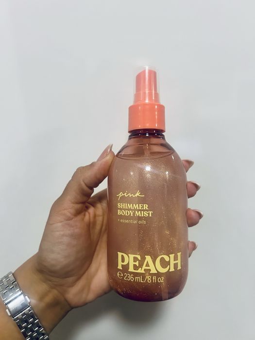 Victoria`s Secret оригинални парфюмни спрейове - ванилия, кокос и др.