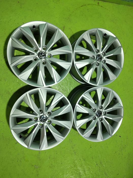 17 5x112 Vw T Rock Golf Touran Caddy Skoda Audi лети джанти 5х112