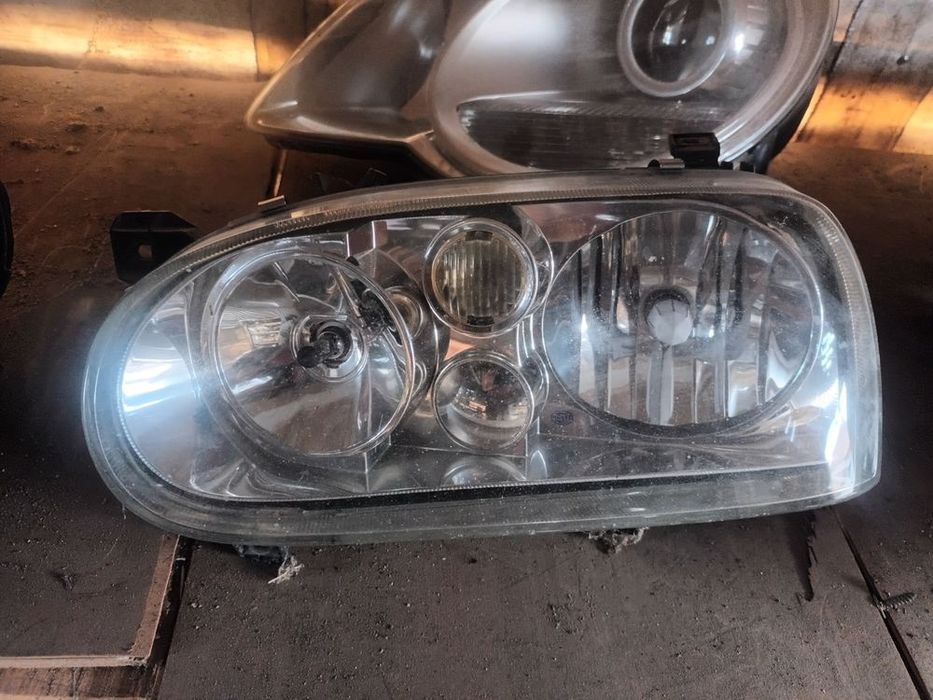 Фарове за vw golf 3