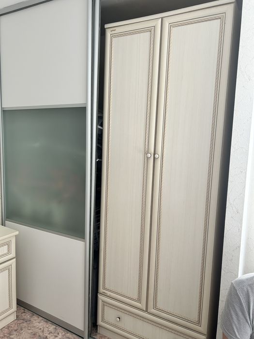 Шкаф мебель для дома