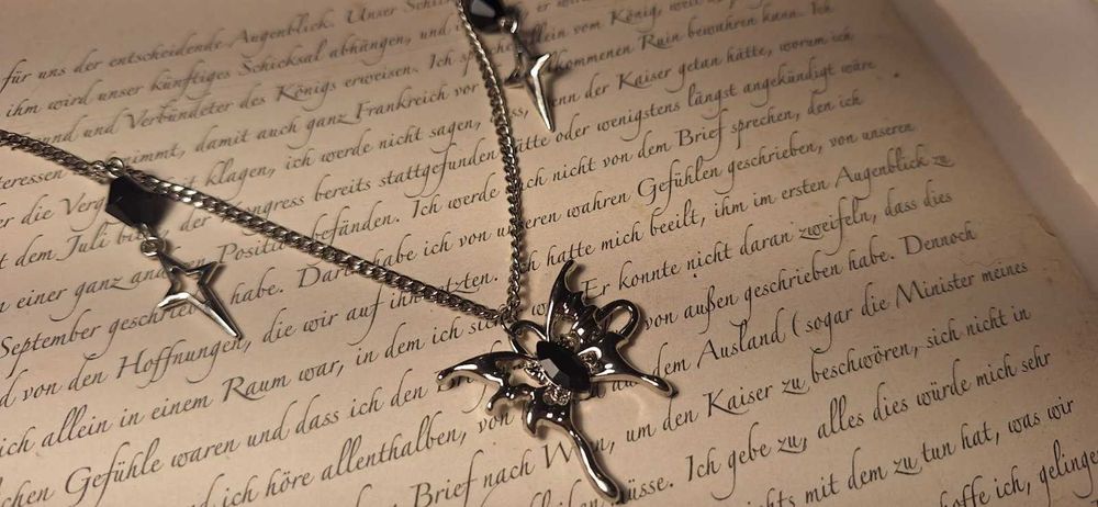 Елегантни гердани - кристали, готик, хендмейд, русалки, перли