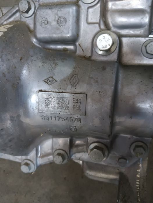 Cutie Transfer Dacia Duster 2017 - > 1.5 Dci 115 4X4 K9Ku8 331175457R