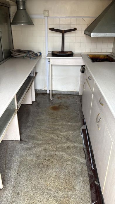 Торговая будка на колёсах