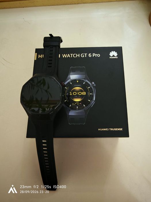 Продам смарт часы HUAWEI WATCH 6 PRO.