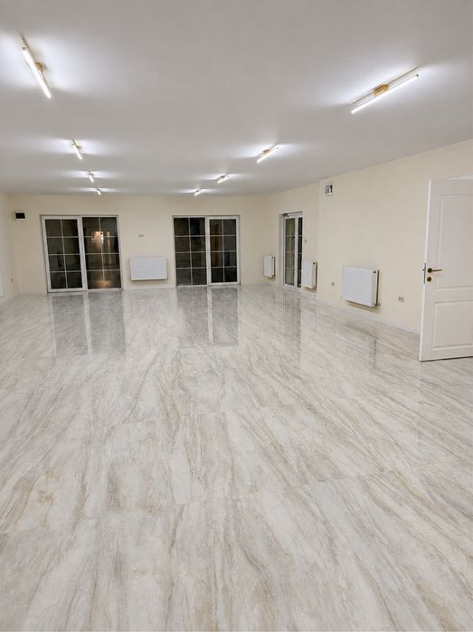 Spațiu comercial de închiriat – ultracentral – 185 mp