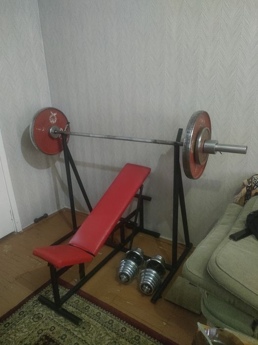 Штанга с гантелями