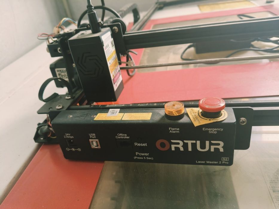 Продам лазерный гравер ortur