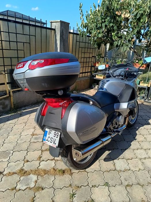 Vand Honda Deauville 700, an 2009, inmatriculata