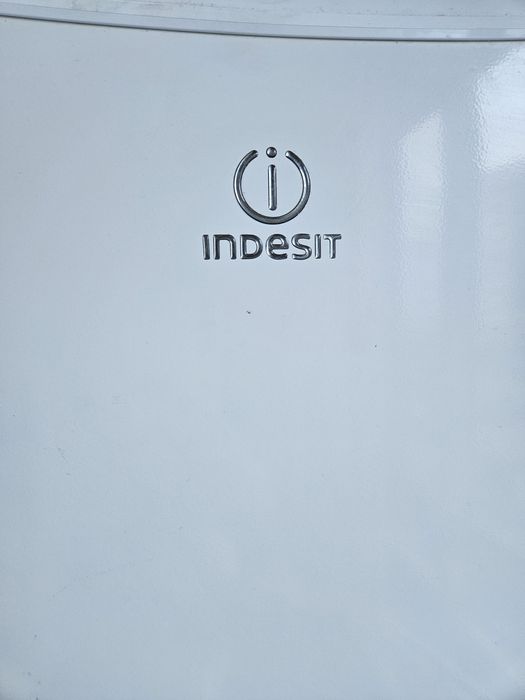 Холодильник Samsung