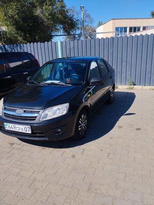 Продам машина Лада Гранта