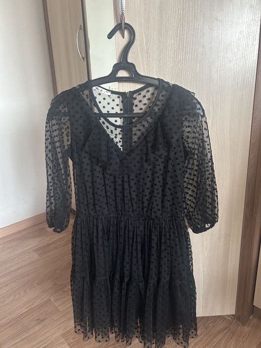 Продам 2 платья