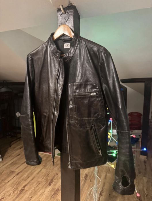 Geaca  CP Company piele/Stone Island ,in stare  foarte buna