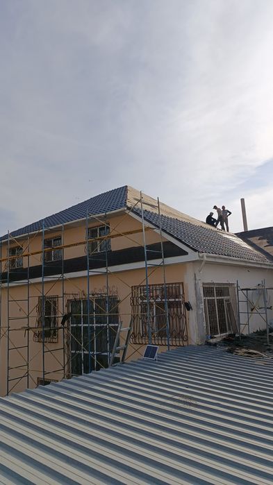 Бригада строителей