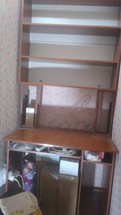 Продам компьютерный стол+книжный полка