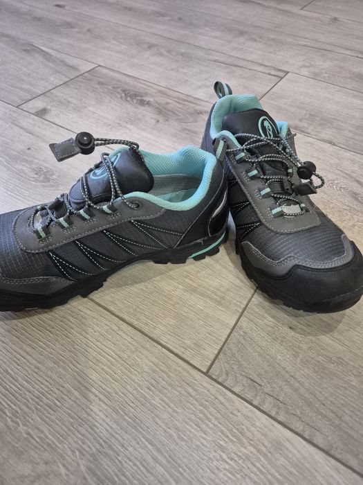 Зимни боти за момче 37 номер + подарък