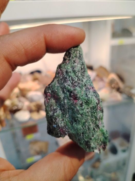 Рубин с цоизит от Мексико