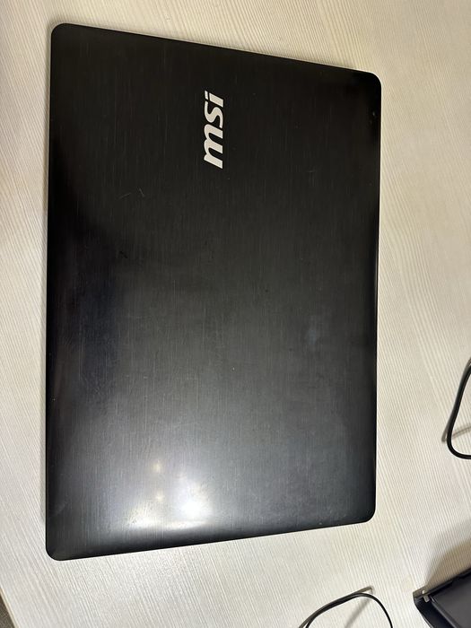 Продам ноутбук MSI
