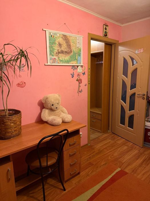 Închiriez apartament 2 camere Ploiesti Vest