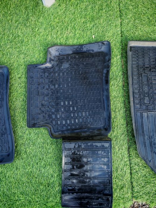 Коврики на автомашину Киа Рио