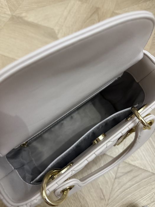 Сумка в хорошем состояний