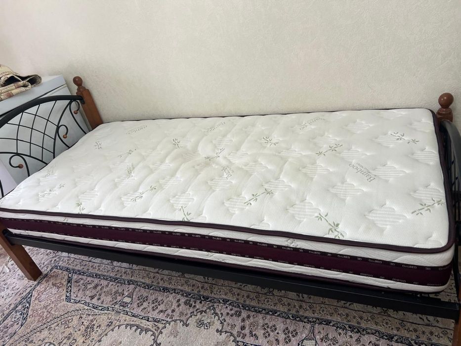 Продаются два матраса