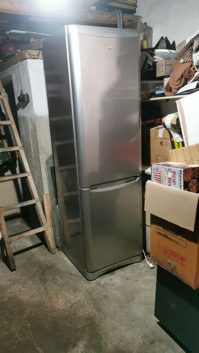 Combina frigorifica indesit