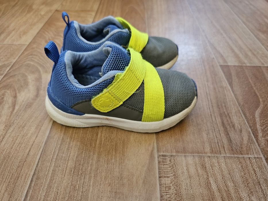 Весенняя обувь  24 размер