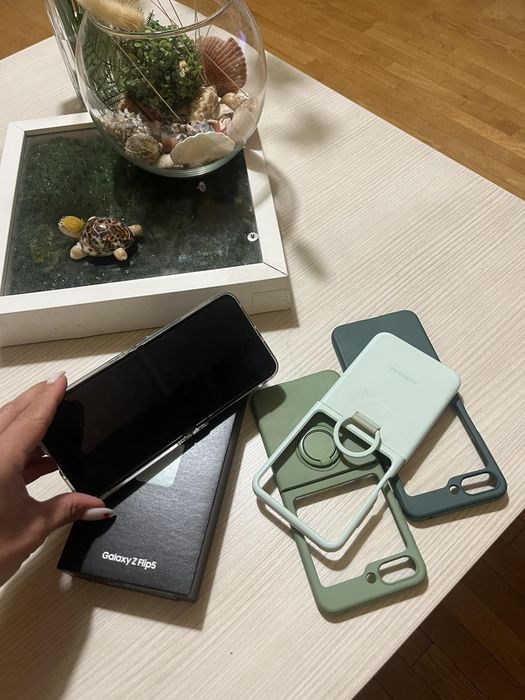 Samsung Galaxy Z Flip 4 ш Zflip 5